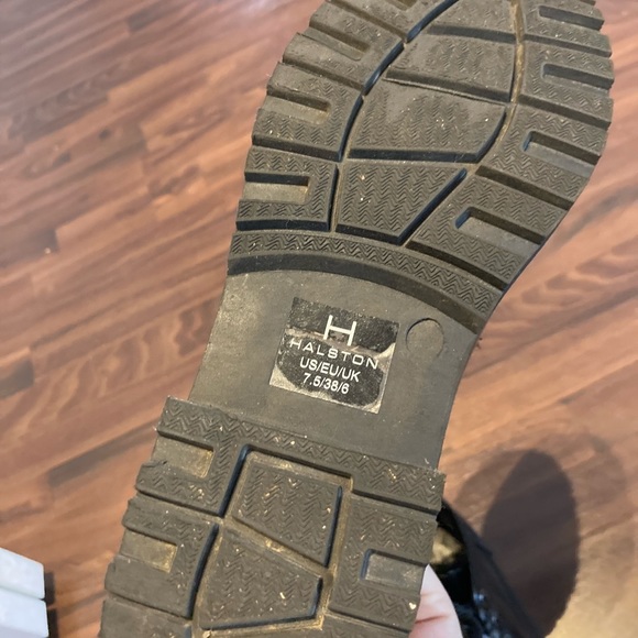 Halston boots size 7.5 Women - Picture 3 of 3